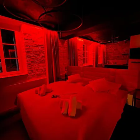 Stay99 Underground بوزنان