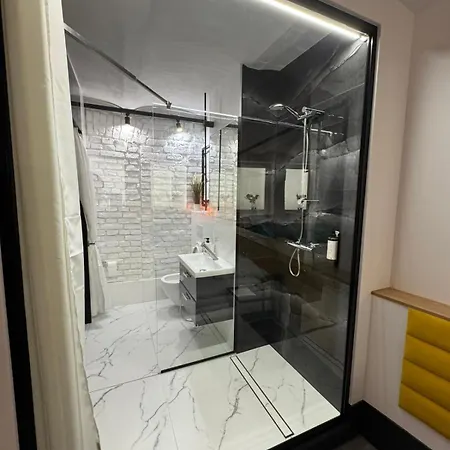 Stay99 Underground Appartamento Poznań