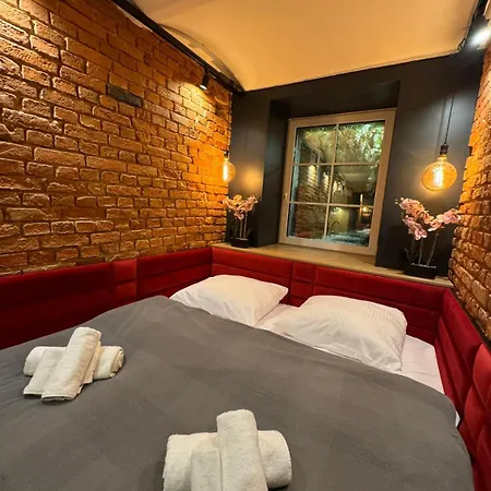 Stay99 Underground Daire Poznan